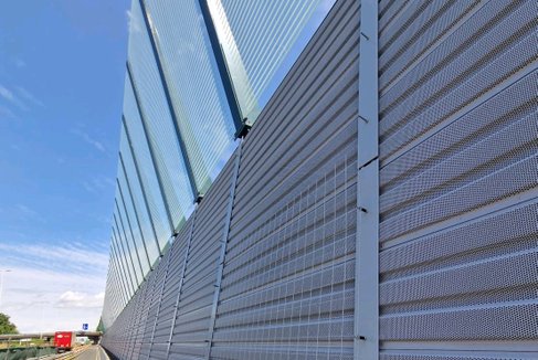 High noise barrier aluminium glass polycarbonate plexiglass combination vegetation grid